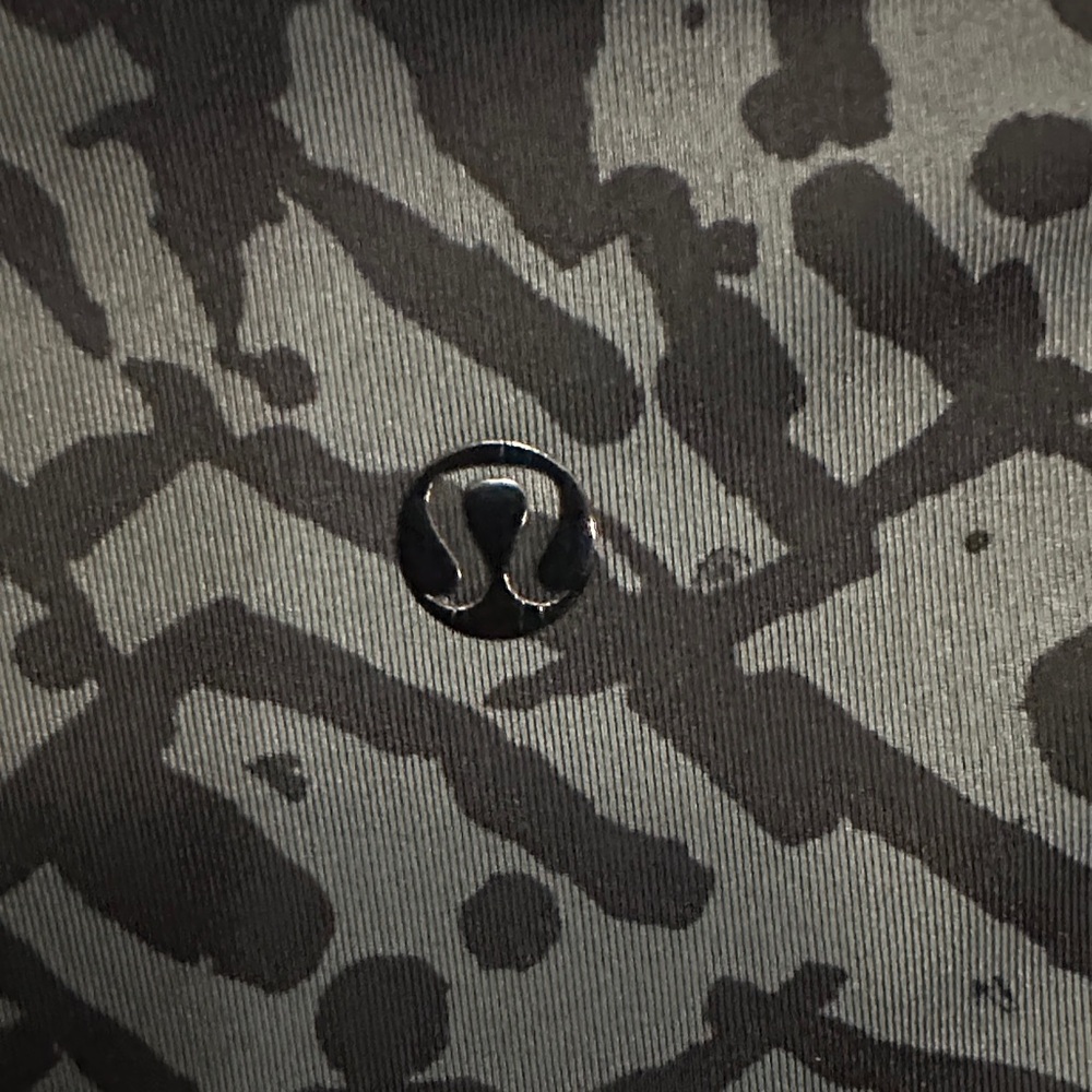 Lululemon Athletica Black and Gray Camouflage Leggings - Picture 7 of 7